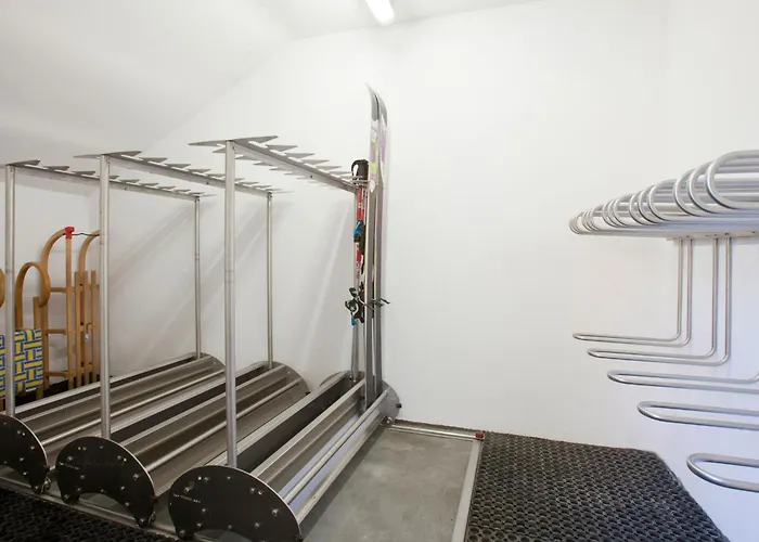 Apartamento Alpin-8 By Interhome